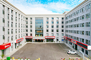 湖南萬(wàn)通汽車技工學(xué)校_學(xué)校圖書(shū)室